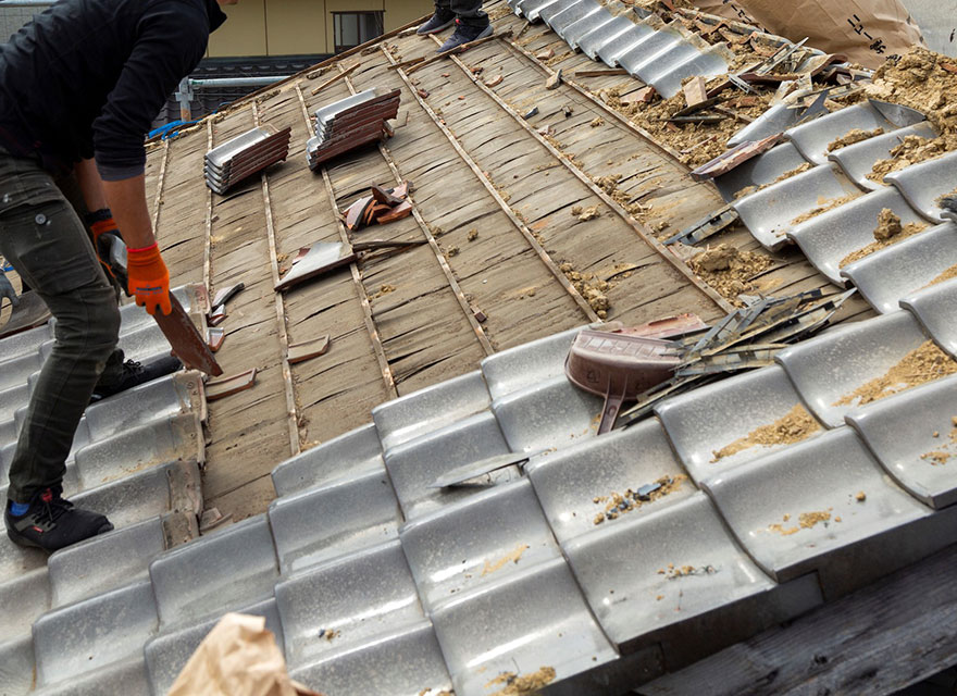 既存屋根材撤去(葺き替えのみ)
